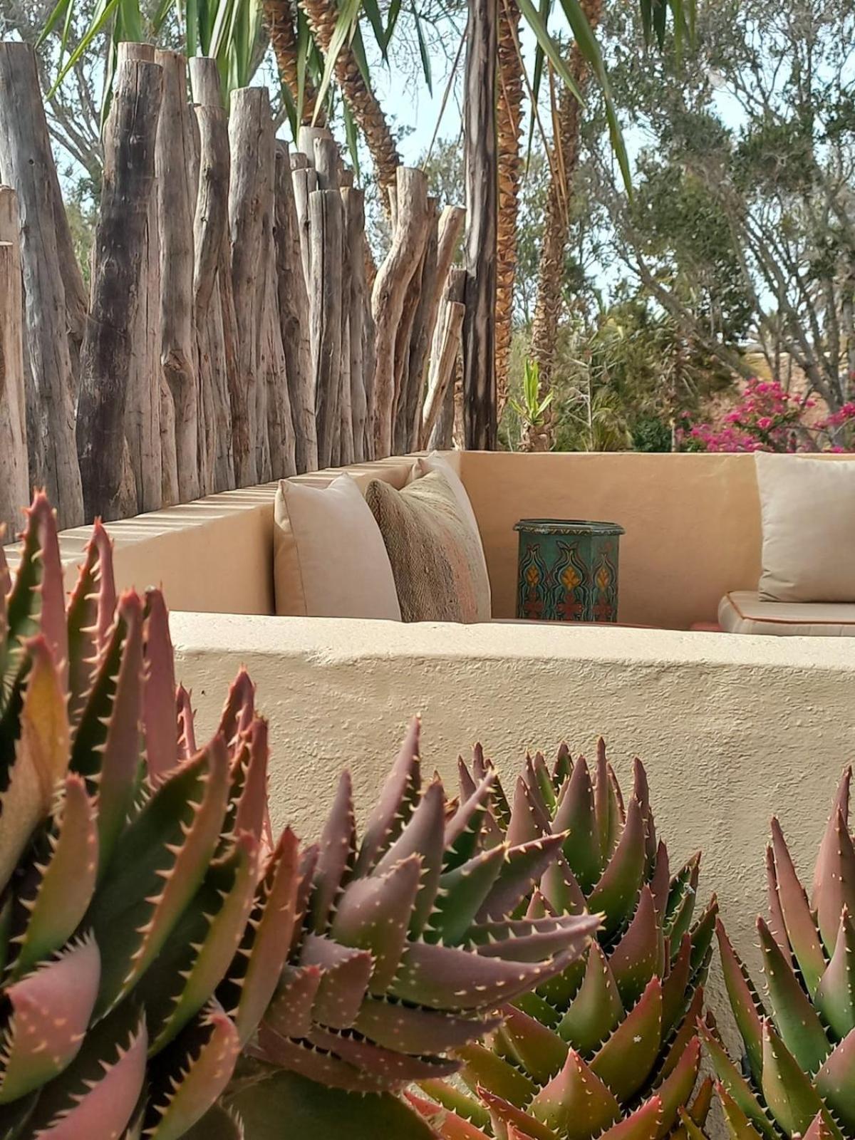 ホテル Les Jardins De Silona, Piscine Chauffee エッサウィラ エクステリア 写真